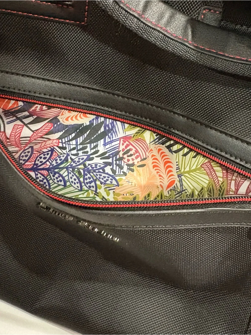 Robert Graham Leclerc II Weekender Bag Shoulder Strap Black NWOT $498